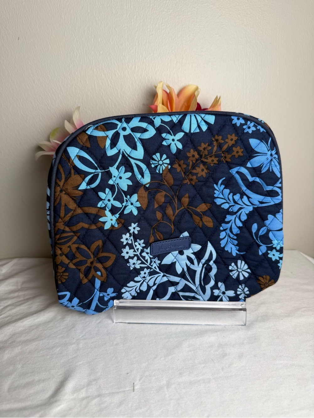 NWT Vera Bradley Java Floral Large Zip Cosmetic Retired Pattern